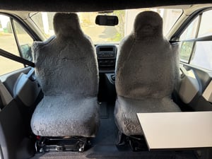 2018 Renault Trafic Camper Conversion — photo 43 of 50