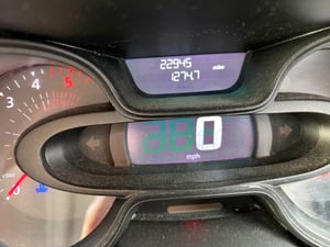 2018 Renault Trafic Camper Conversion — photo 45 of 50