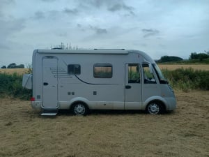2008 Hymer B508 — photo 8 of 16