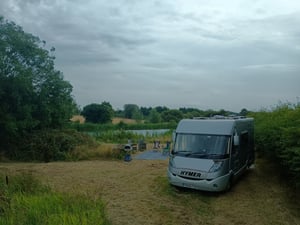 2008 Hymer B508 — photo 9 of 16