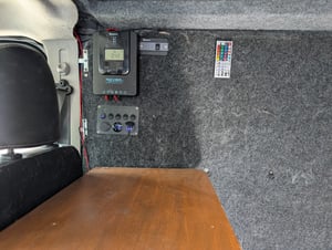 2017 Vauxhall Vivaro — photo 9 of 18