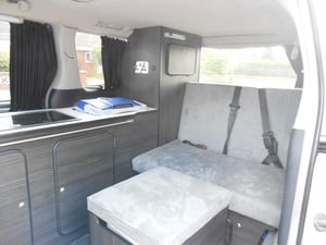 2004 Toyota 600 600 — photo 2 of 10