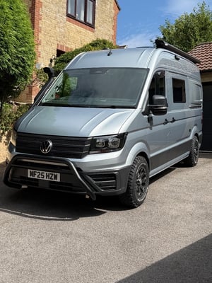 2025 Volkswagen Crafter Campervan — photo 4 of 37