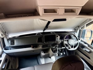 2025 Volkswagen Crafter Campervan — photo 7 of 37