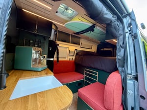 2025 Volkswagen Crafter Campervan — photo 13 of 37