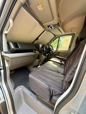 2025 Volkswagen Crafter Campervan — photo 15 of 37