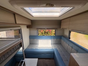 2015 Burstner Viseo i700 — photo 2 of 11