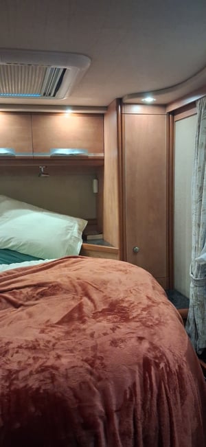 2008 Carthago M-Liner — photo 23 of 24