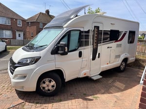 2015 Swift Rio 320 — photo 5 of 7