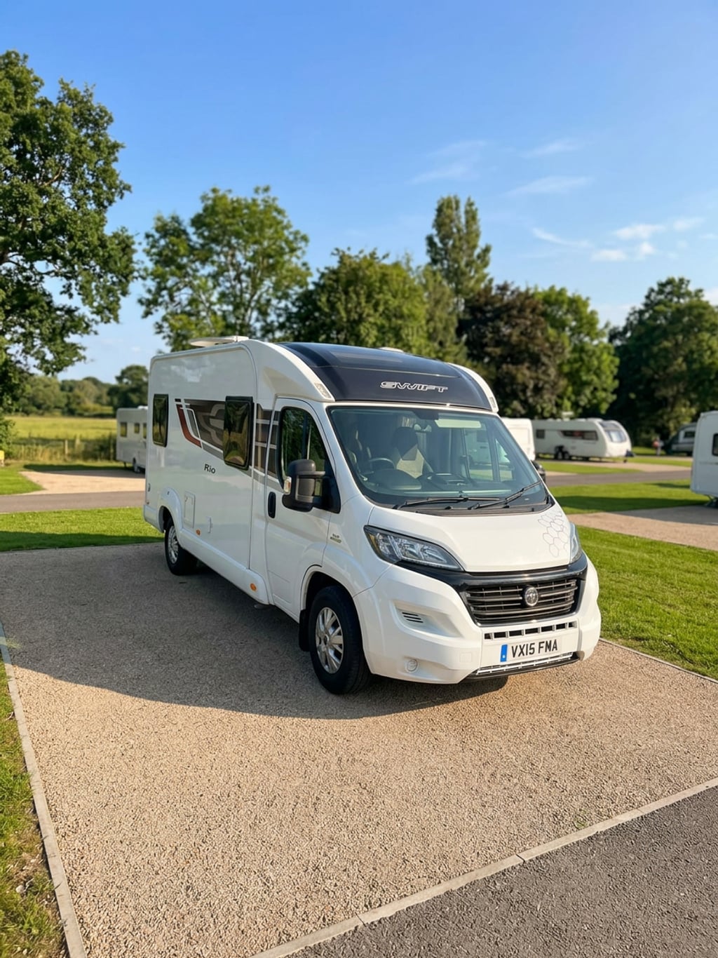 2015 Swift Rio 320 - Image 1