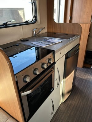2018 Autotrail tribute T625Gt — photo 2 of 11
