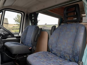 2002 Auto-Sleepers Vivanti 5 — photo 32 of 75