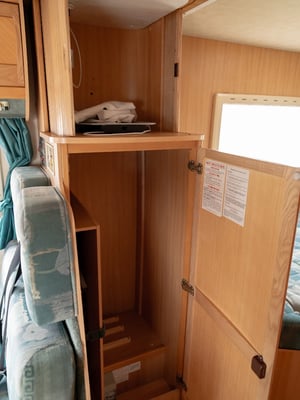 2002 Auto-Sleepers Vivanti 5 — photo 44 of 75