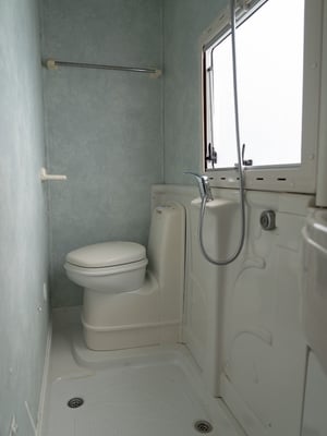 2002 Auto-Sleepers Vivanti 5 — photo 10 of 75