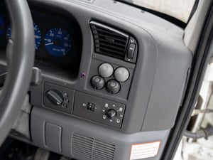 2002 Auto-Sleepers Vivanti 5 — photo 71 of 75
