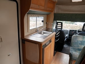 2002 Auto-Sleepers Vivanti 5 — photo 3 of 75