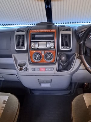 2009 Auto-Trail Cheyenne 840SE — photo 29 of 41