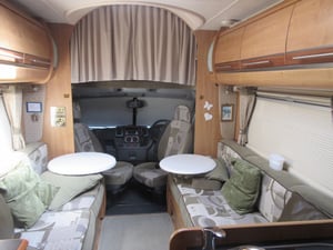 2009 Auto-Trail Cheyenne 840SE — photo 30 of 41