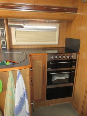 2009 Auto-Trail Cheyenne 840SE — photo 7 of 41