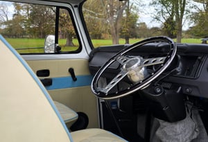 2014 Volkswagen Transporter T2 — photo 15 of 50