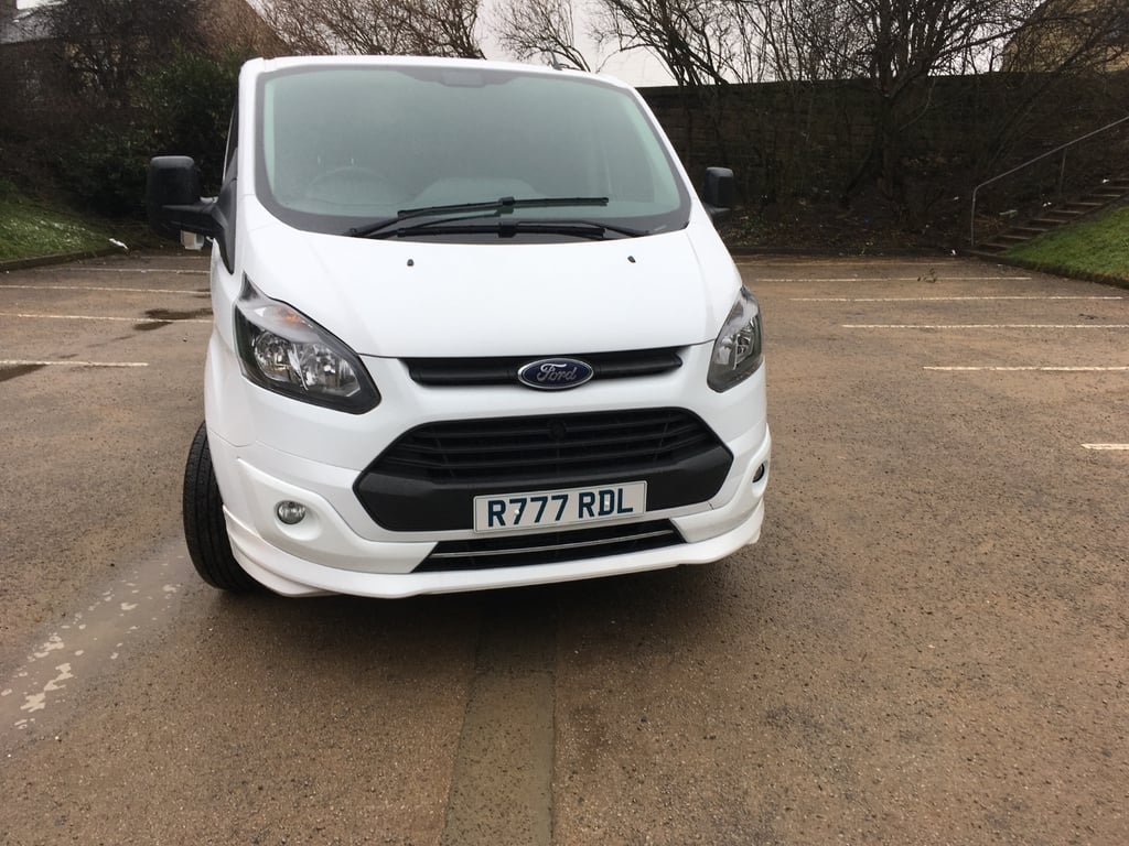 2017 Ford Tourneo Custom - Image 1
