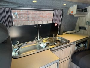 2011 Volkswagen T5 Campervan — photo 16 of 35