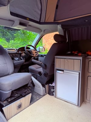 2011 Volkswagen T5 Campervan — photo 15 of 35
