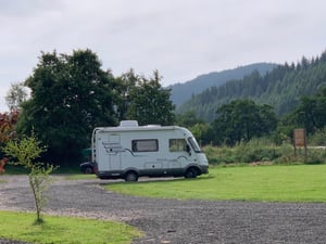 2001 Hymer Camper Van — photo 4 of 7