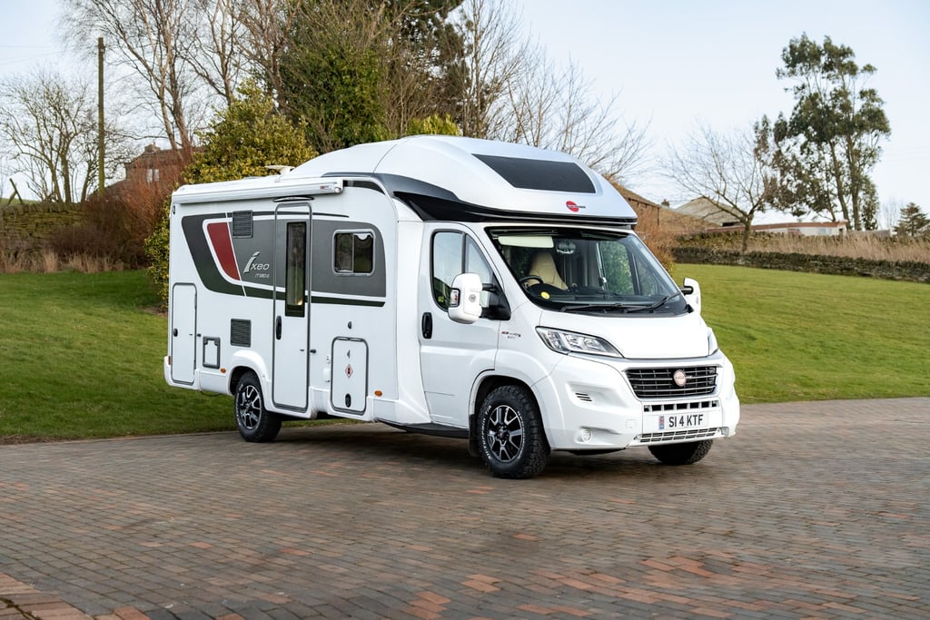 2017 Burstner Ixeo TL680 G - Image 1