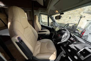 2017 Burstner Ixeo TL680 G — photo 17 of 94