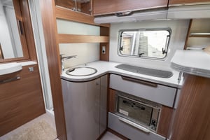 2017 Burstner Ixeo TL680 G — photo 29 of 94