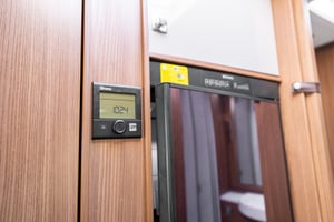 2017 Burstner Ixeo TL680 G — photo 54 of 94