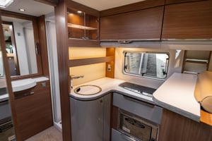 2017 Burstner Ixeo TL680 G — photo 58 of 94