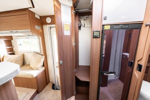 2017 Burstner Ixeo TL680 G — photo 63 of 94