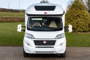 2017 Burstner Ixeo TL680 G — photo 2 of 96