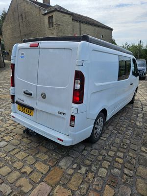 2015 Vauxhall Vivaro 1.6 CDTI Sportive — photo 16 of 24
