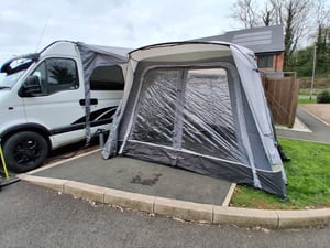 2002 Renault Master Low Mileage Custom Conversion — photo 27 of 37