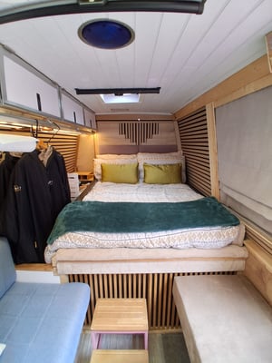 2002 Renault Master Low Mileage Custom Conversion — photo 6 of 37