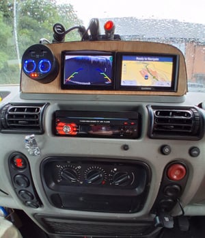 2002 Renault Master Low Mileage Custom Conversion — photo 37 of 37