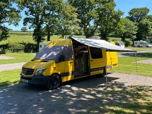 2016 Mercedes-Benz Sprinter — photo 1 of 25