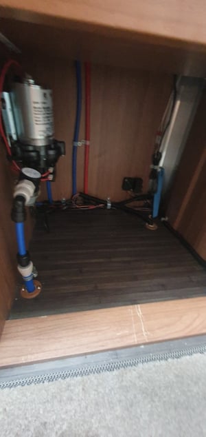 2017 Autotrail V Line 540 SE — photo 37 of 43