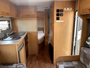 2010 Elddis Autoquest 155 — photo 19 of 39