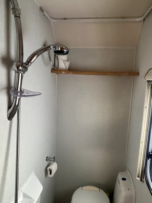 2010 Elddis Autoquest 155 — photo 22 of 39