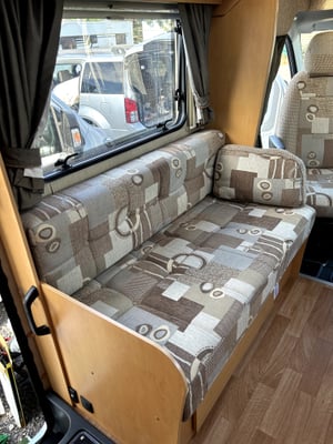 2010 Elddis Autoquest 155 — photo 27 of 39