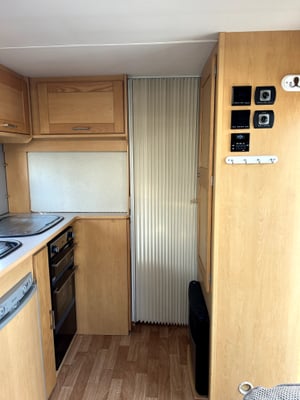 2010 Elddis Autoquest 155 — photo 29 of 39