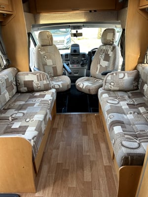 2010 Elddis Autoquest 155 — photo 35 of 39