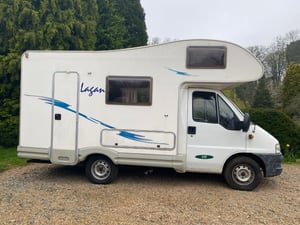 2004 McLouis Lagan 410 — photo 8 of 26