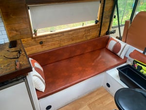 1991 Hymer B694 — photo 8 of 13