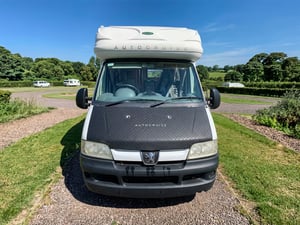 2004 Peugeot Boxer — photo 1 of 9