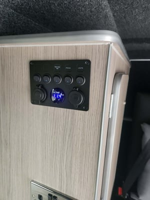 2012 Volkswagen Mayfair Camper Conversion — photo 9 of 19